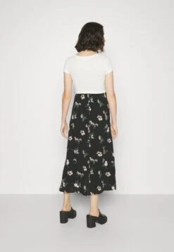 Vmmeasy Maxi Skirt - A-Lijn Rok - Black -Vero Moda 05d5dae3939b4871b86ecb6b5e68ad06