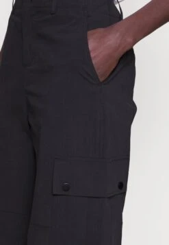 Vero Moda Tall Vmriley Pant - Cargobroek - Black -Vero Moda 070b506d39fe403aa473aa92ed99f3a9