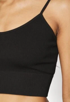 Vero Moda Vmeve Singlet 2 Pack - Hemd - Black 11 Vero Moda Vmeve Singlet 2 Pack - Hemd - Black -Vero Moda 07710a3f04214bbcb86aaf2df8a973b2
