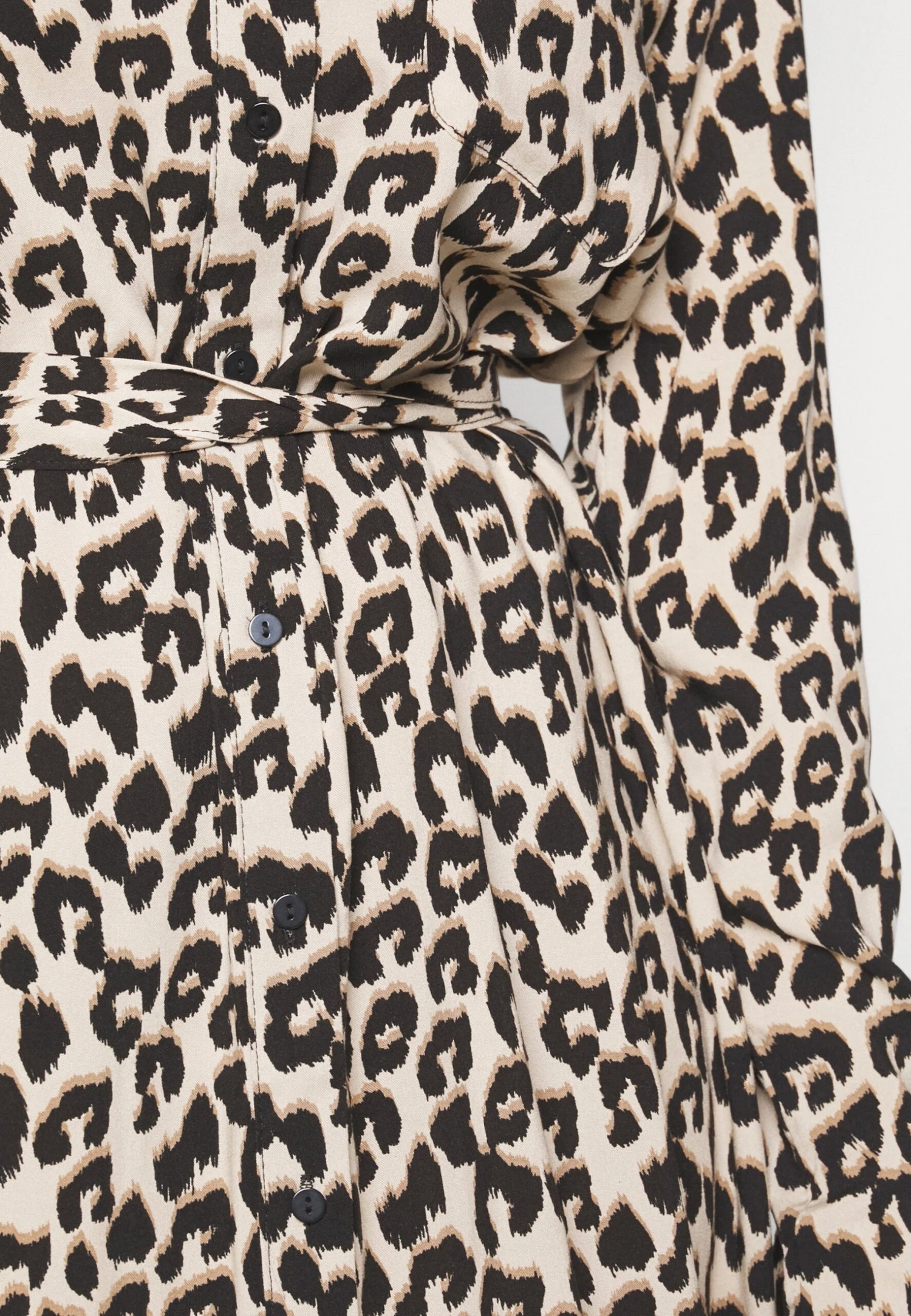 Vero Moda Petite Vmeasy Long V Neck Shirt Dress - Blousejurk - Irish Cream 6 Vero Moda Petite Vmeasy Long V Neck Shirt Dress - Blousejurk - Irish Cream - Afbeelding 6