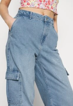 Vero Moda Petite Vmnorth Loose- Bootcut Jeans - Medium Blue -Vero Moda 0feb556485724fe7a70432ed04917002