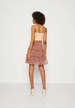 Vero Moda Vmsmilla Short Frill Skirt - A-Lijn Rok - Rose Brown/Vega -Vero Moda 13e545905cdf4803bcaa814e931f4c18