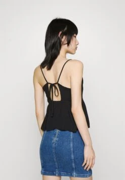 Vero Moda Vmmenny Smock Singlet - Top - Black Solid -Vero Moda 13f745fbc9cb4d5a84654c4a49599a73