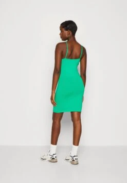 Vero Moda Vmmadamaxi Short Dress- Jerseyjurk - Bright Green -Vero Moda 1a6932d0072644469d191fc8105f0d15