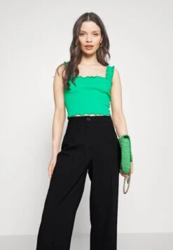 Vero Moda Petite Vmsasie Wide Pant Noos - Broek - Black 9 Vero Moda Petite Vmsasie Wide Pant Noos - Broek - Black -Vero Moda 26afd1b5e5aa4e389d51839c919197e7