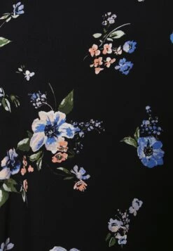 Vero Moda Curve Easy- T-Shirt Print - Black -Vero Moda 2b5d92e1ce0143178eae644d2d50c890