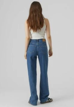 Vero Moda High Waist - Flared Jeans - Medium Blue Denim -Vero Moda 2e3d935fabf9463db3d03b95425aa80e