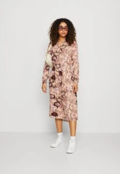 Vero Moda Vmanna Calf Shirt Dress - Blousejurk - Misty Rose -Vero Moda 30911bbe35b94054bdcf49f6f9095dc0