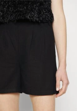 Vero Moda Tall Vmjesmilo- Shorts - Black -Vero Moda 30b71f22dc6c47ecaf5bf4e339de06df