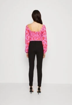 Vero Moda Vmaugustathea - Legging - Black -Vero Moda 40e49e7b813b41af828dbb60847eefd1