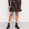 Vero Moda Vmrosa Smock Skirt - Minirok - Black/Pink