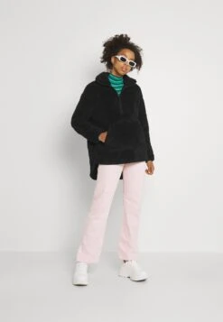 Vero Moda Vmfilly - Fleece Trui - Black -Vero Moda 426622f93c524df78071e9e0e24f79df