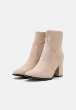 Vero Moda Vmrea Boot - Korte Laarzen - Moonlight 8 Vero Moda Vmrea Boot - Korte Laarzen - Moonlight -Vero Moda 431615df5a8e4cd8bb00e6fc0cc5d44d