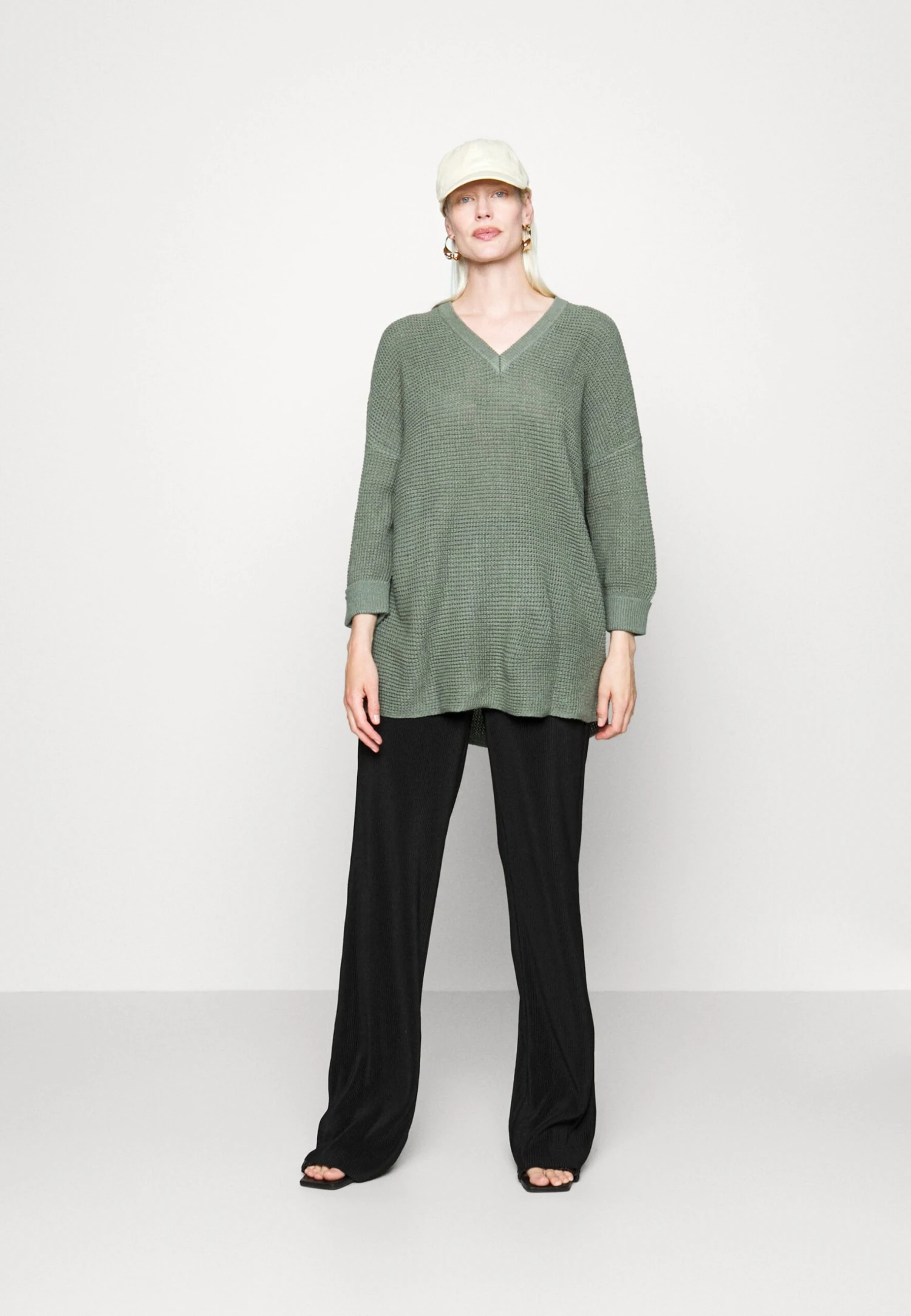 Vero Moda Tall Vmleanna V Neck Long - Trui - Laurel Wreath 2 Vero Moda Tall Vmleanna V Neck Long - Trui - Laurel Wreath - Afbeelding 2