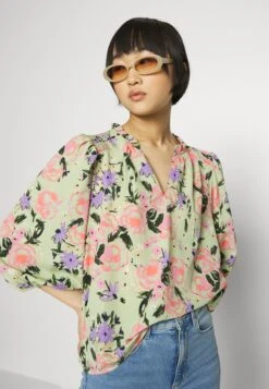 Vero Moda Petite Vmserenity Olivia - Blouse - Reseda/Serenity -Vero Moda 4adc8b889be441d586354259fc5887c7