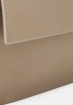 Vero Moda Vmpearl Cross Over - Handtas - Beige -Vero Moda 4cbda052cf02405b82511fe1b11931d7