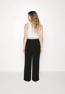 Vero Moda Vmcookie Culotte- Broek - Black -Vero Moda 4e06d3ce386d49869519d6d6841d9211