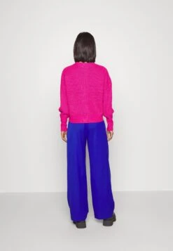 Vero Moda Vmlea Ls V Neck Cuff Noos - Vest - Pink Yarrow -Vero Moda 4f657c4389744a49ac8bdf6bd5999fa8