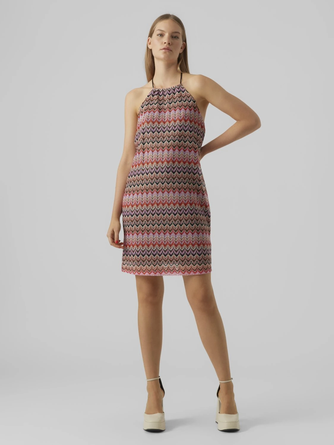 Vero Moda Vmdicte Halterneck Short Dress- Jurk - Bittersweet/Bon Bon/Navy/Snow 2 Vero Moda Vmdicte Halterneck Short Dress- Jurk - Bittersweet/Bon Bon/Navy/Snow - Afbeelding 2