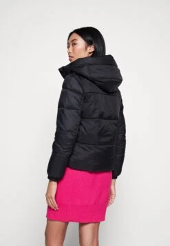 Vero Moda Vmuppsala- Winterjas - Black -Vero Moda 563c6a41781c4aae9b1c8777edd000cd