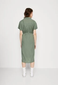 Vero Moda Bumpy Ss Calf - Blousejurk - Laurel Wreath -Vero Moda 5a615f6bf11c40ccae71518f9b2d01eb