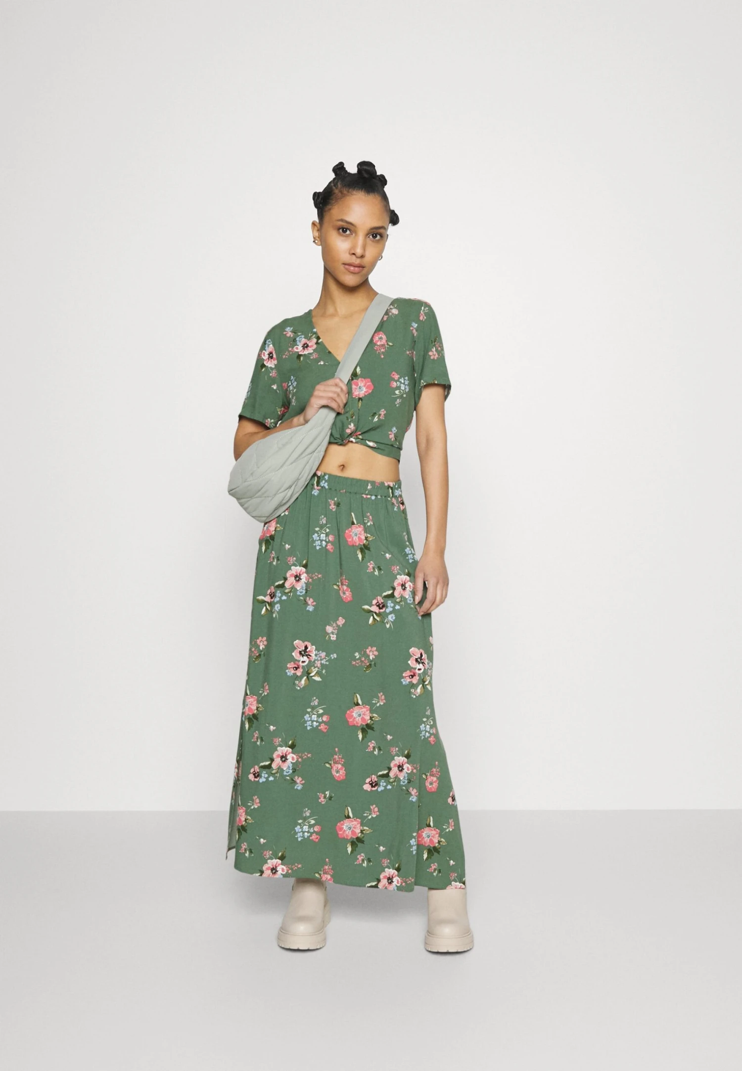 Vero Moda Petite Vmeasy Skirt - A-Lijn Rok - Laurel Wreath/Freya 2 Vero Moda Petite Vmeasy Skirt - A-Lijn Rok - Laurel Wreath/Freya - Afbeelding 2