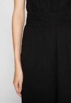 Vero Moda Vmamanda Wide - Jumpsuit - Black -Vero Moda 6340b17d07af46d39e76e43c9c245336