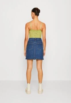 Vero Moda Vmpetra Short Skirt - Jeansrok - Medium Blue Denim -Vero Moda 6d9af62361ed408a81d4af9677754402