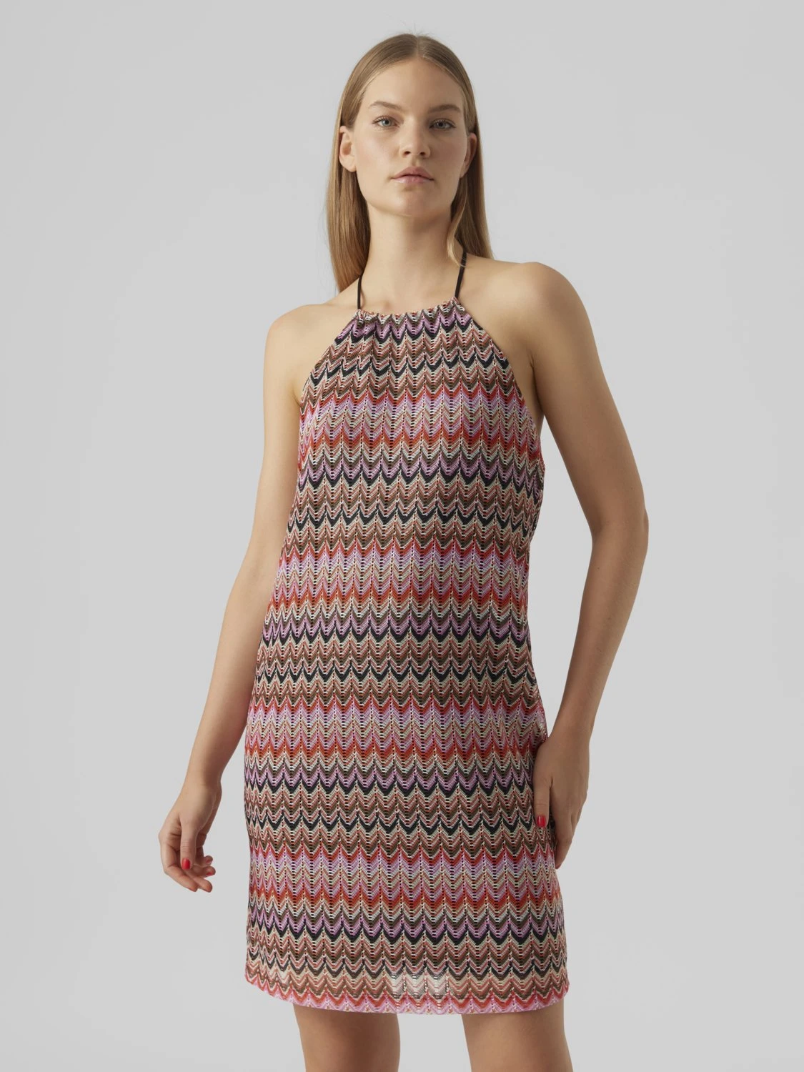 Vero Moda Vmdicte Halterneck Short Dress- Jurk - Bittersweet/Bon Bon/Navy/Snow 1 Vero Moda Vmdicte Halterneck Short Dress- Jurk - Bittersweet/Bon Bon/Navy/Snow