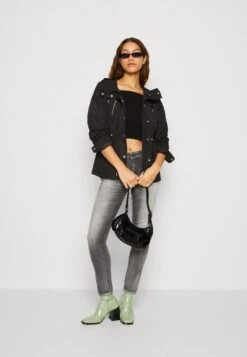 Vero Moda -Vero Moda 743855ec6f514ce1aa66c9c668bcfbec