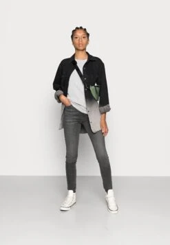 Vero Moda Vmcare Structure Ls O-Neck Ga Noos - Trui - Light Grey Melange -Vero Moda 77ea411497fe4c0fbeb5c946e3b414b4