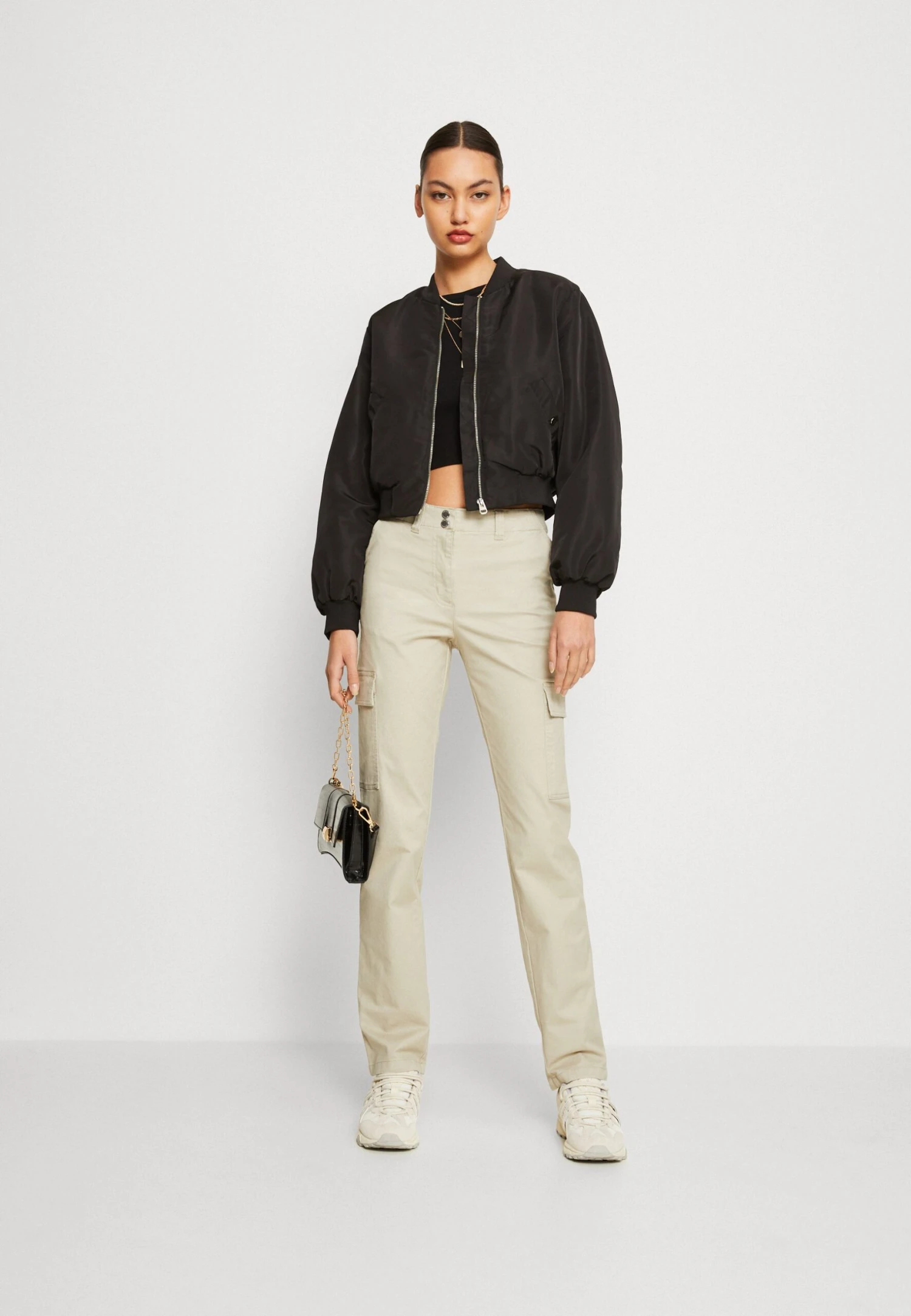 Vero Moda Vmami Short Jacket - Bomberjacks - Black 2 Vero Moda Vmami Short Jacket - Bomberjacks - Black - Afbeelding 2