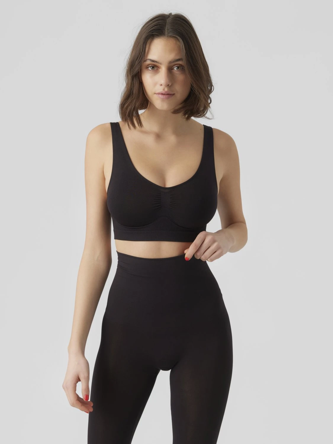 Vero Moda Vmtammy Seamless Bra 2 Pack - Bustier - Black 1 Vero Moda Vmtammy Seamless Bra 2 Pack - Bustier - Black