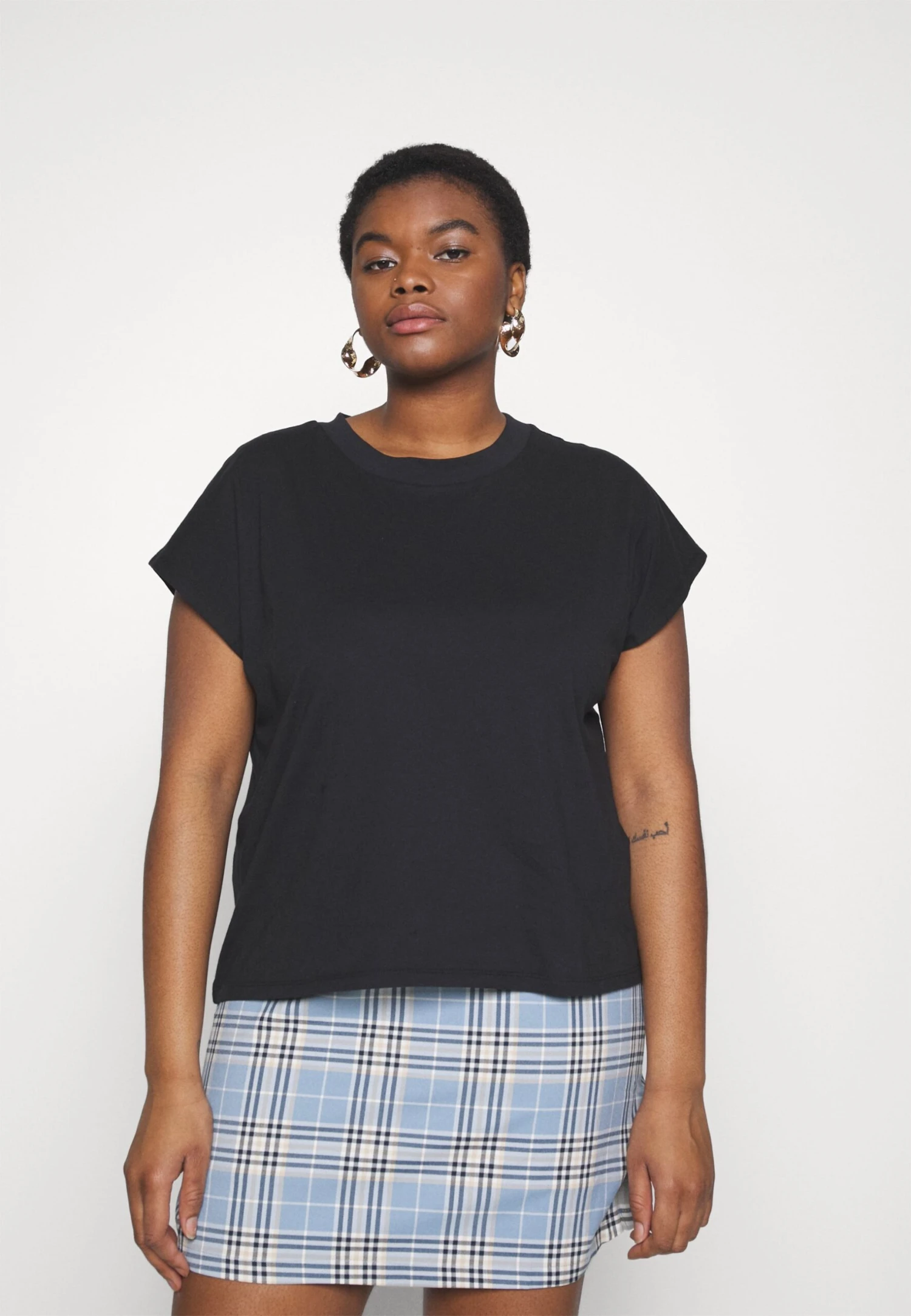 Vero Moda Curve Tee Curve - T-Shirt Basic - Black 1 Vero Moda Curve Tee Curve - T-Shirt Basic - Black