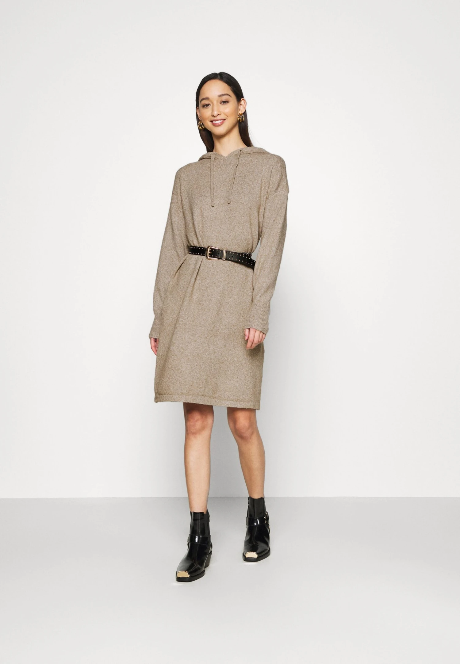 Vero Moda Vmdoffy Hood Dress - Gebreide Jurk - Sepia Tint Melange 2 Vero Moda Vmdoffy Hood Dress - Gebreide Jurk - Sepia Tint Melange - Afbeelding 2