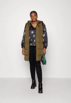 Vero Moda Curve Vmrudy Jegging - Slim Fit Jeans - Black -Vero Moda 993a94777dfc474b89d3bee15e48135b