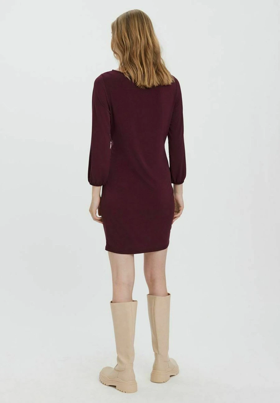 Vero Moda Etui-Jurk - Winetasting 3 Vero Moda Etui-Jurk - Winetasting - Afbeelding 3