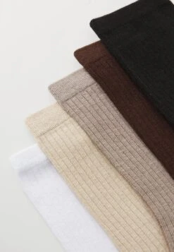 Vero Moda VMKLARA 5 PACK - Sokken - Black/choco/brown/oatmeal/white -Vero Moda 9f56f661ddcb4dac9099de1184797438