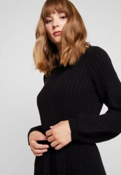 Vero Moda Vmsvea O Neck Dress - Gebreide Jurk - Black -Vero Moda a59b7837092c444fa812b4c33b9e4f19