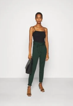 Vero Moda Tall Vmeva Paperbag - Broek - Pine Grove 8 Vero Moda Tall Vmeva Paperbag - Broek - Pine Grove -Vero Moda b35f7b32964b4d2290193cb7074be80d