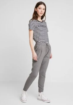 Vero Moda Vmeva MrString Ga Noos - Trainingsbroek - Medium Grey 6 Vero Moda Vmeva MrString Ga Noos - Trainingsbroek - Medium Grey -Vero Moda b724bf1a2e4843f1bae5749eac73382e