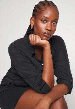 Vero Moda Curve Vmsila Short Dress - Spijkerjurk - Black -Vero Moda bf28fa83be3146c7a1a650e3e9541130