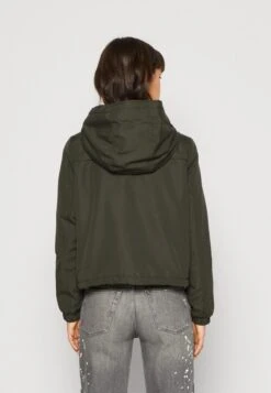 Vero Moda Vmzoa Padded Short - Jas - Peat -Vero Moda c06566ad20e24cd98313c5ac343c9e4d