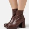 Vero Moda Vmninna- Enkellaarsjes Met Plateauzool - Cocoa Brown