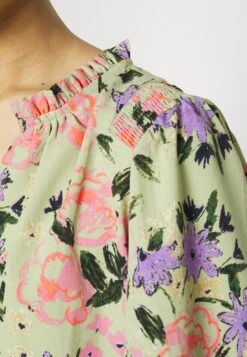 Vero Moda Petite Vmserenity Olivia - Blouse - Reseda/Serenity -Vero Moda c94c65cad51445f3a6ecbb8ace6fa104