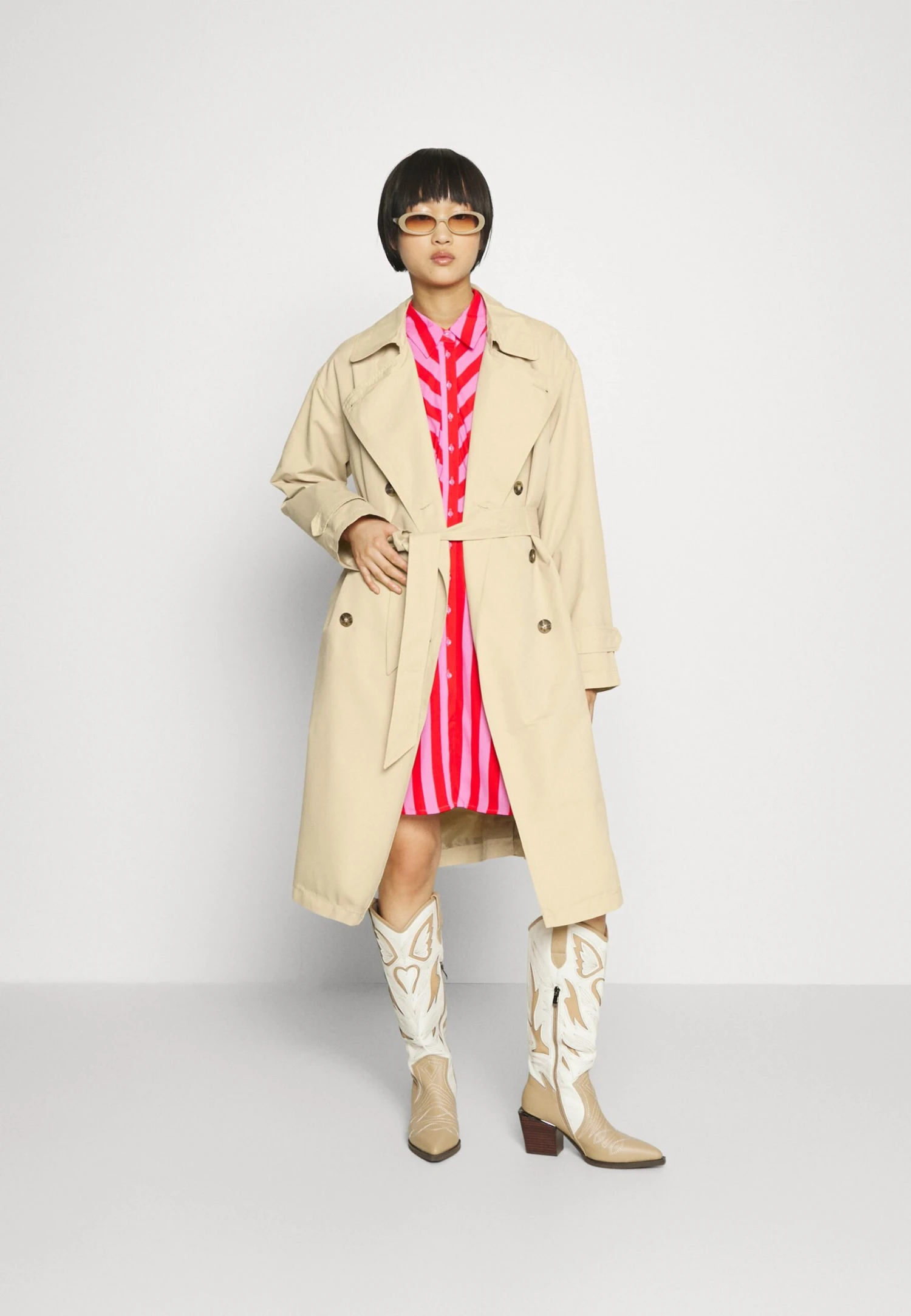 Vero Moda Petite Vmpernillemie Long- Trenchcoat - Irish Cream 2 Vero Moda Petite Vmpernillemie Long- Trenchcoat - Irish Cream - Afbeelding 2