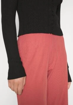 Vero Moda Tall Vmwillow Frill Cardigan - Vest - Black 11 Vero Moda Tall Vmwillow Frill Cardigan - Vest - Black -Vero Moda cef0089b1c6c469d94ba1afe484c2124