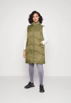 Vero Moda Curve Vmuppsala Waistcoat Plus Size - Bodywarmer - Dark Olive