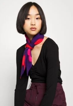 Vero Moda Petite Vmalberte V Neck - Longsleeve - Black -Vero Moda dff9dde37c424d3b89475f51cf1a9d4a