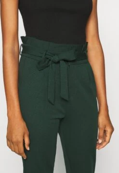 Vero Moda Tall Vmeva Paperbag - Broek - Pine Grove 11 Vero Moda Tall Vmeva Paperbag - Broek - Pine Grove -Vero Moda e88480c3db53419fb62ed91ae78ec14c